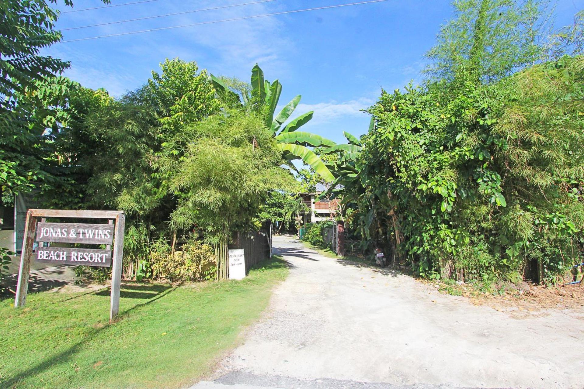 Jonas And Twins Resort General Luna  Exterior foto